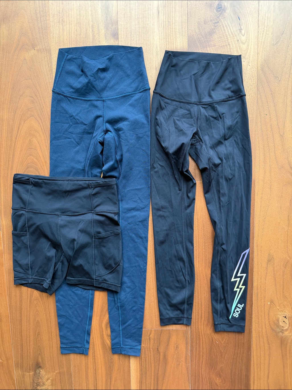 Lululemon Activewear 3-Pack / Leggings & Biker Shorts / 2